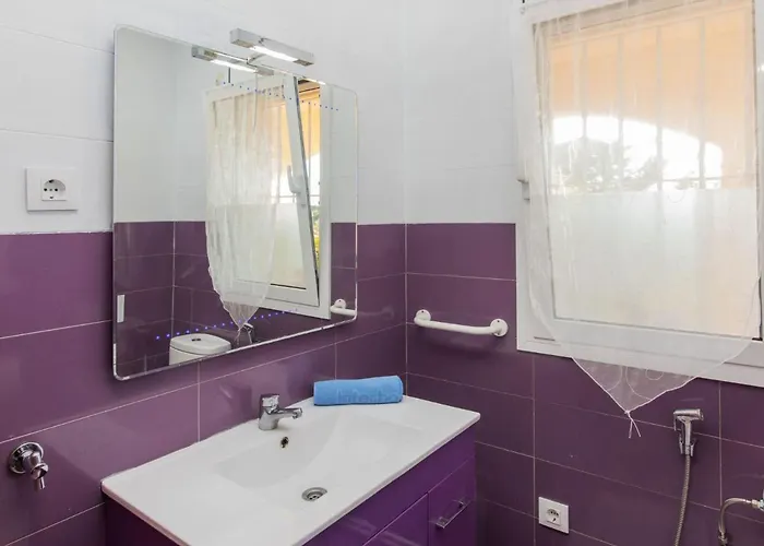 Prázdninový dům Emballia By Interhome